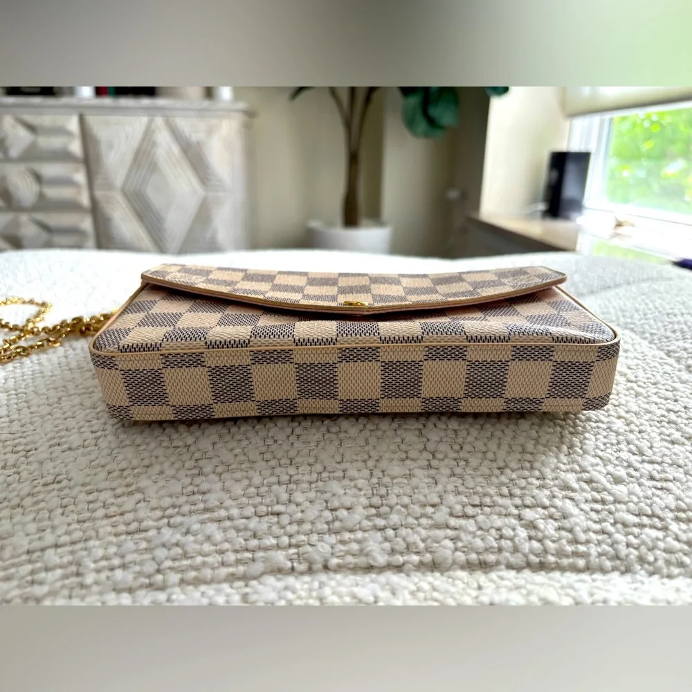 Louis Vuitton Pochette Felicie in Damier Azur Canvas, Great Condition! - Picture 7 of 14